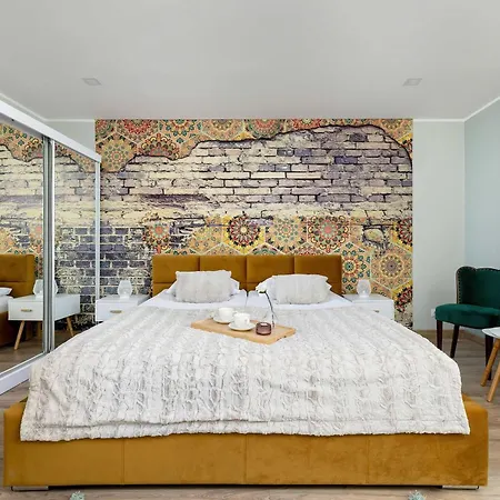 Komfortowe W Centrum Bytomia Blisko Rynku By Renters Appartement *